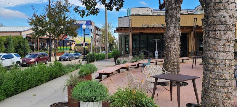 Bishop Arts District Stroll