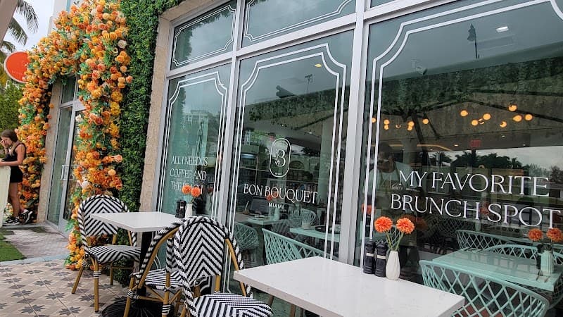 Bon Bouquet Café