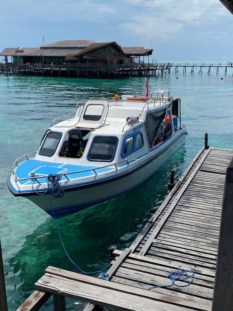 Borneo Cottage Maratua Dining Hall