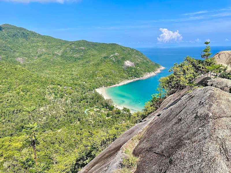 Bottle Beach Viewpoint Hike