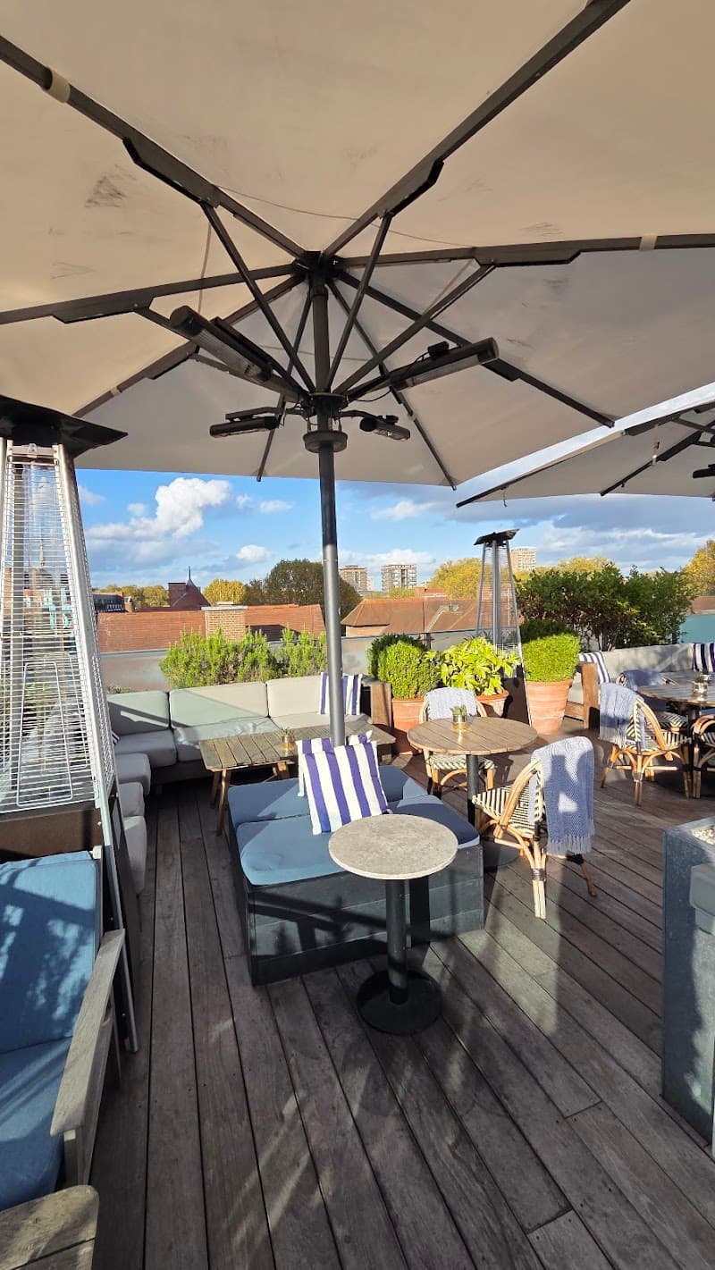 Boundary Rooftop Bar & Grill