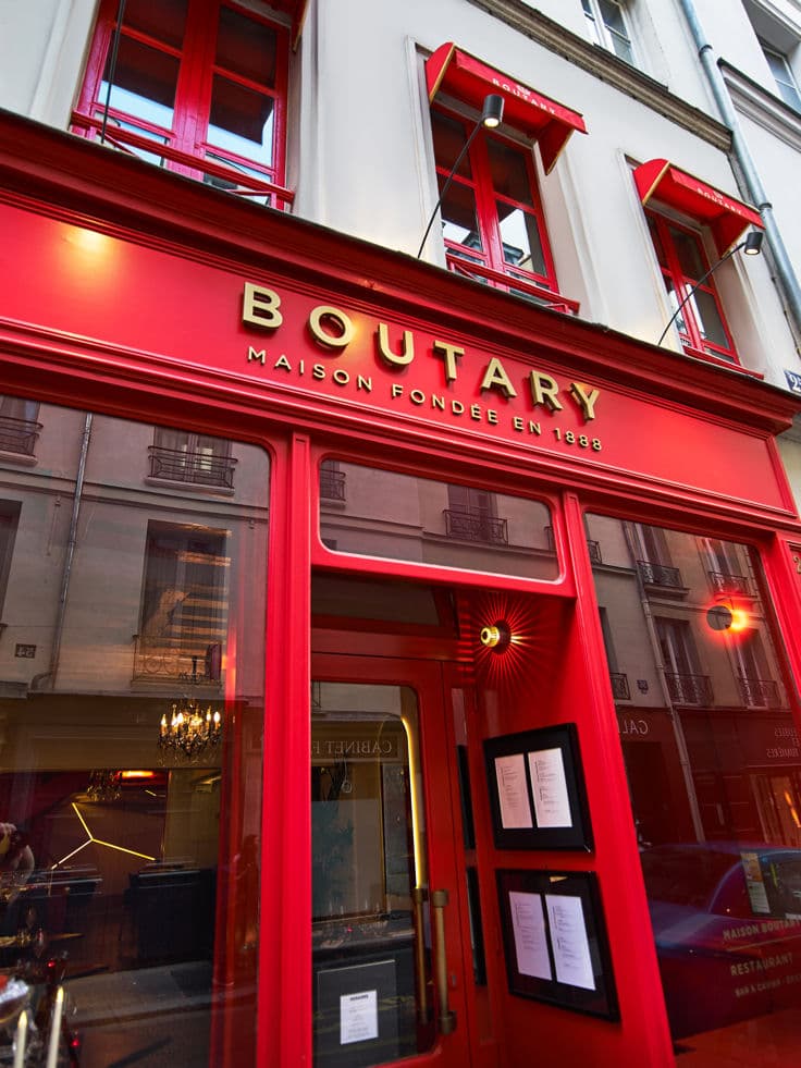 Glamorous Paris: Food, Wine & Historic Charm