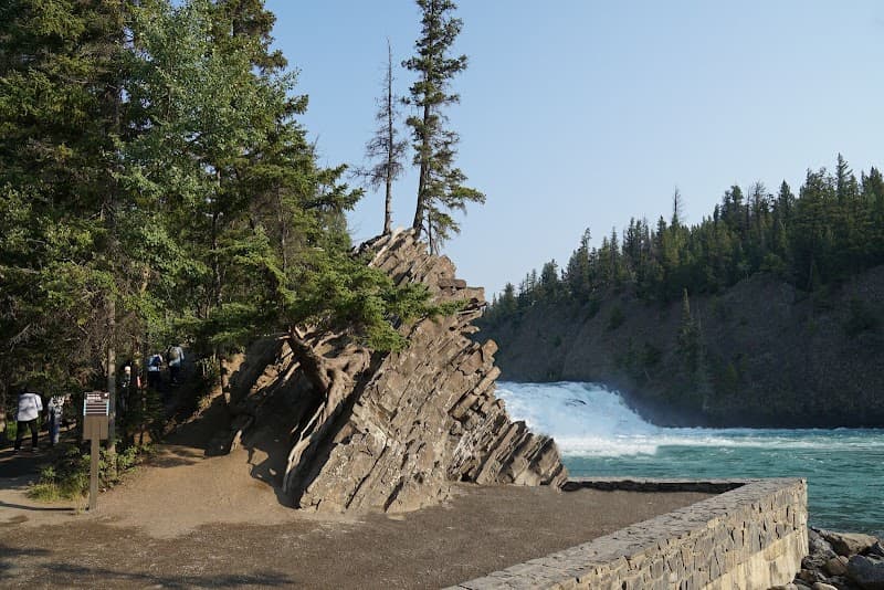 Bow Falls Viewpoint & Surprise Corner