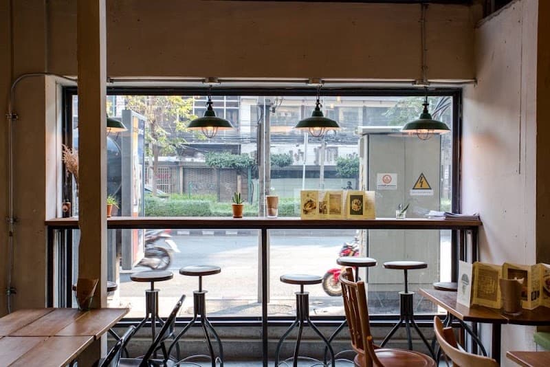 Broccoli Revolution (Sukhumvit 49)