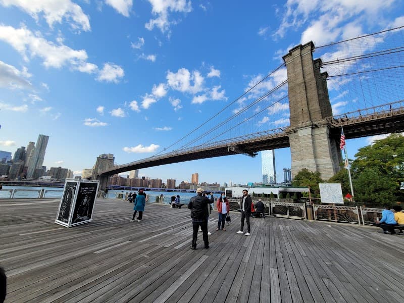 Brooklyn Bridge Park & Piers