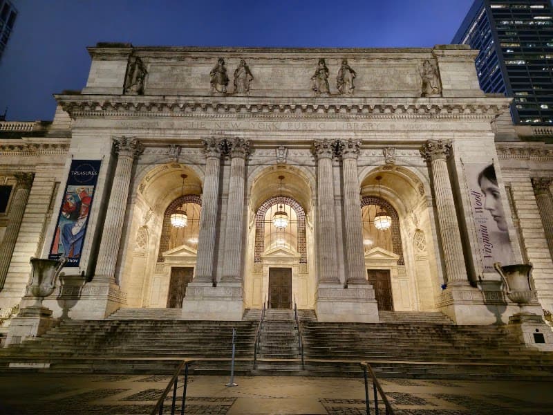 Bryant Park & New York Public Library (Stephen A. Schwarzman Building)