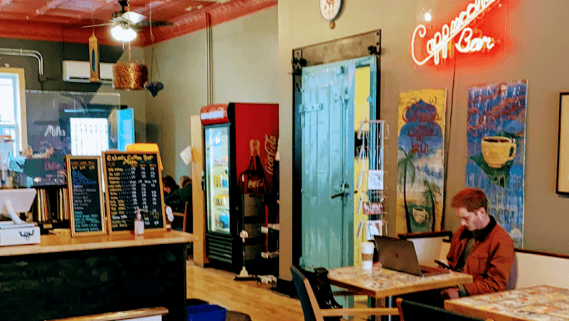 Cahoots Coffee Bar (Simple Vegetarian Pick)