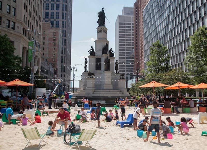 Campus Martius & Downtown Stroll