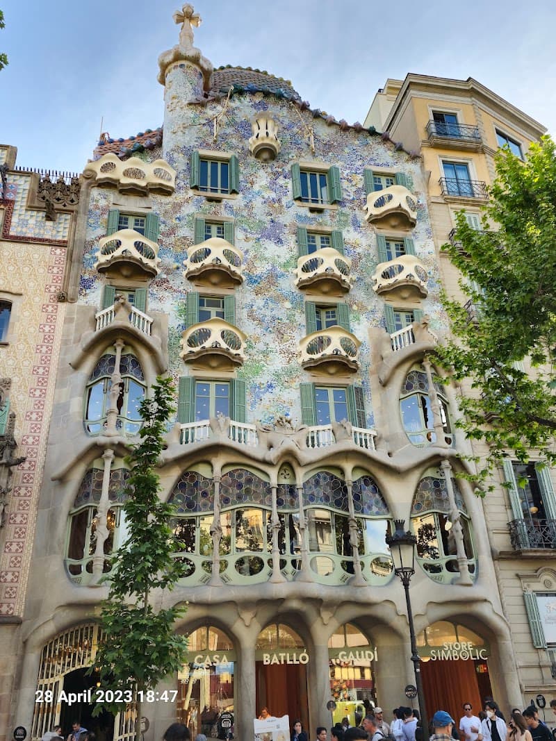 Casa Batlló and Passeig de Gràcia Walk