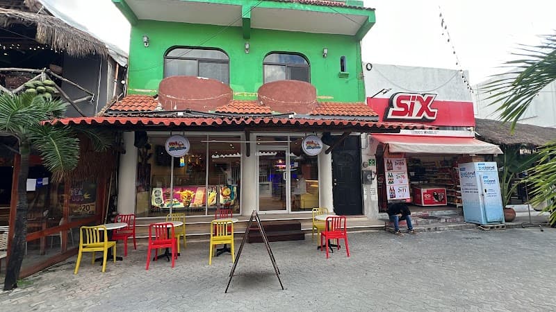 Centro Stroll & Ice Cream
