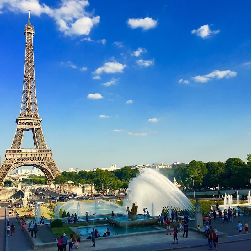 Champ de Mars & Eiffel Tower Views