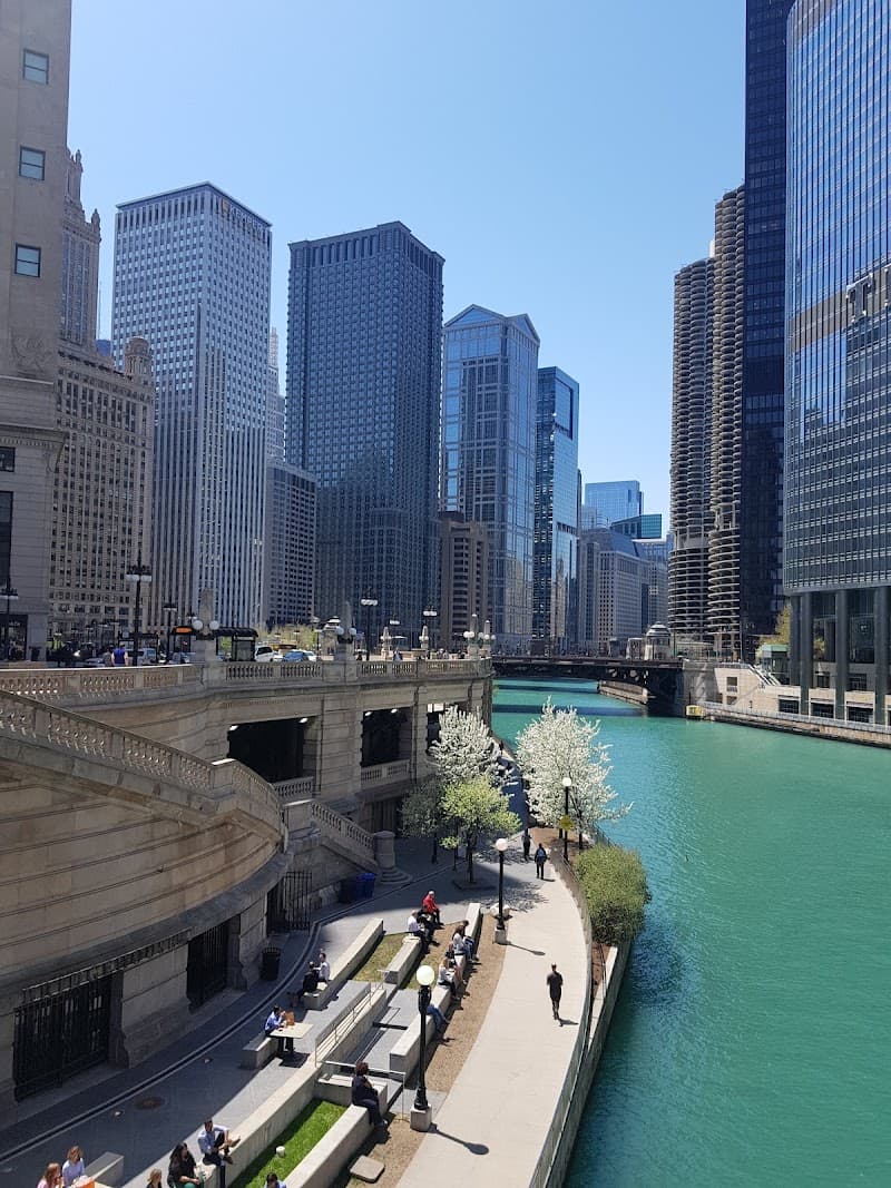 Chicago Riverwalk Evening Stroll