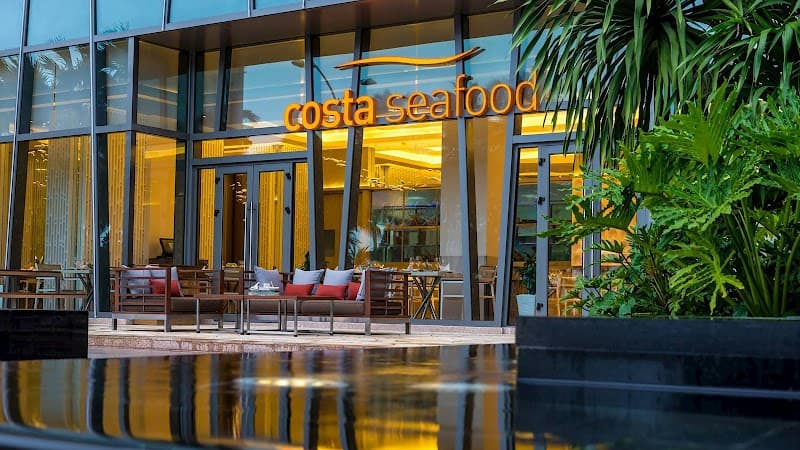 Costa Seafood Nha Trang (Seafood, Halal‑Friendly Choices)