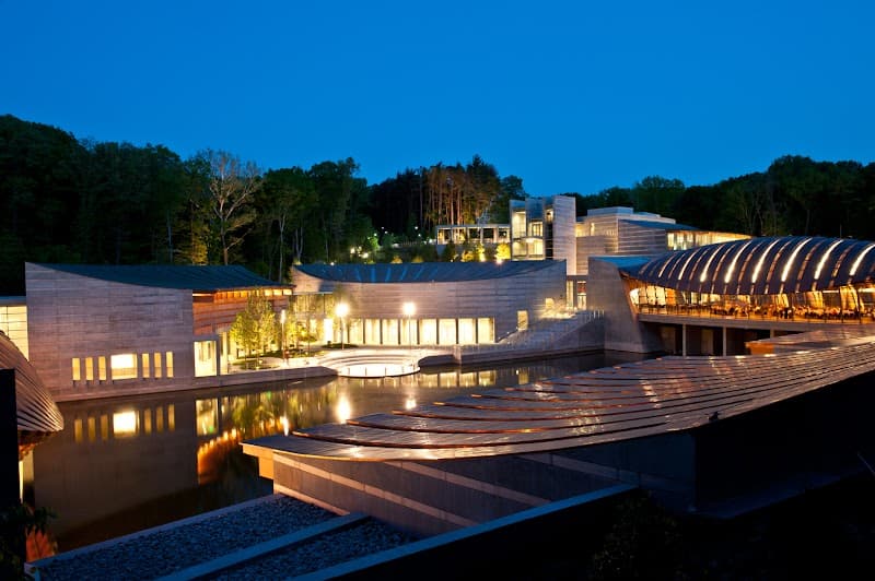 Relaxed Bentonville Bliss: Art, Nature & Flavor