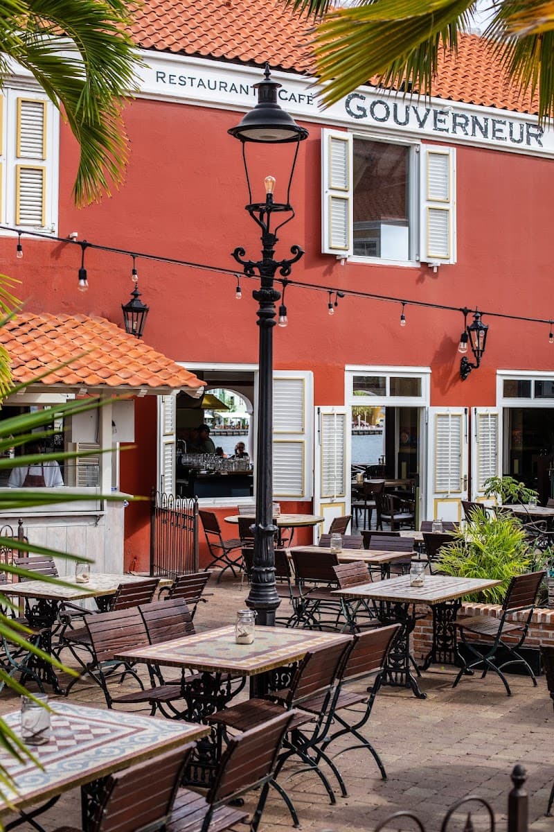 Slow-Adventure Weekend in Colorful Curaçao