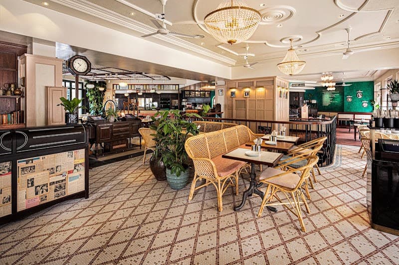 Bohemian London: 7 Days of Culture, Food & Nightlife