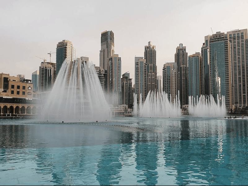 Dubai Fountain & Burj Lake Promenade