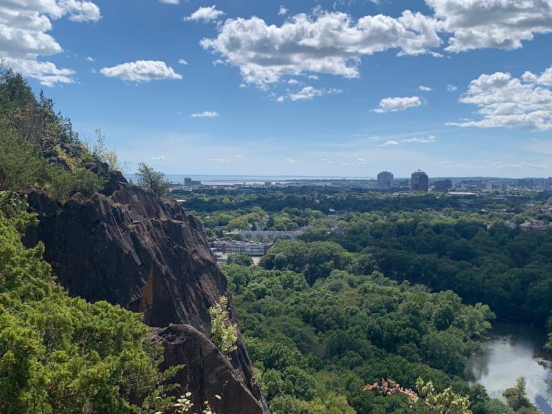 East Rock Park Summit & Trails