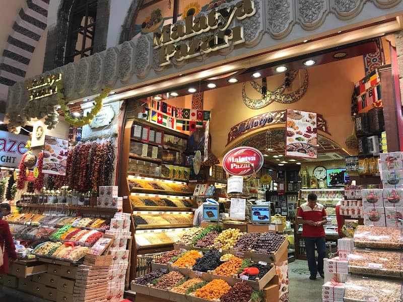 Egyptian Spice Bazaar (Mısır Çarşısı)