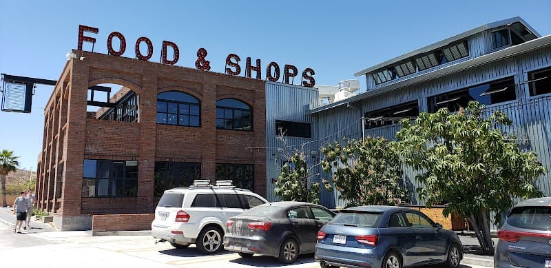 El Merkado Food Hall (Seafood & Veg Stands)