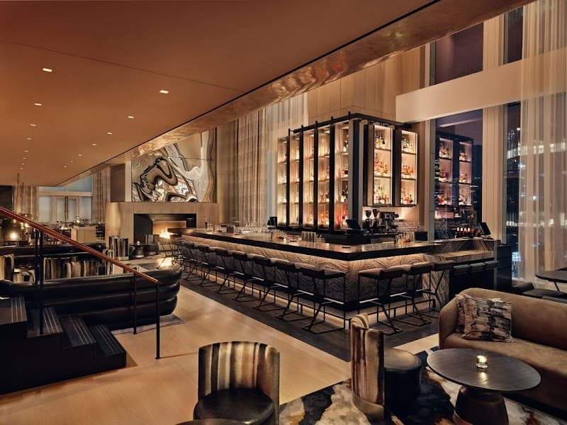 Electric Lemon (Equinox Hotel)