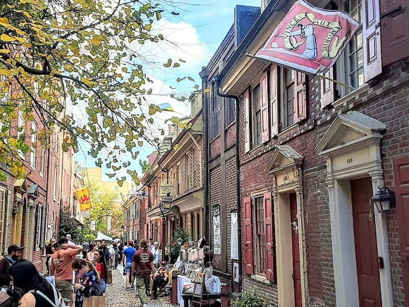 Elfreth’s Alley & Old City Free Exploration
