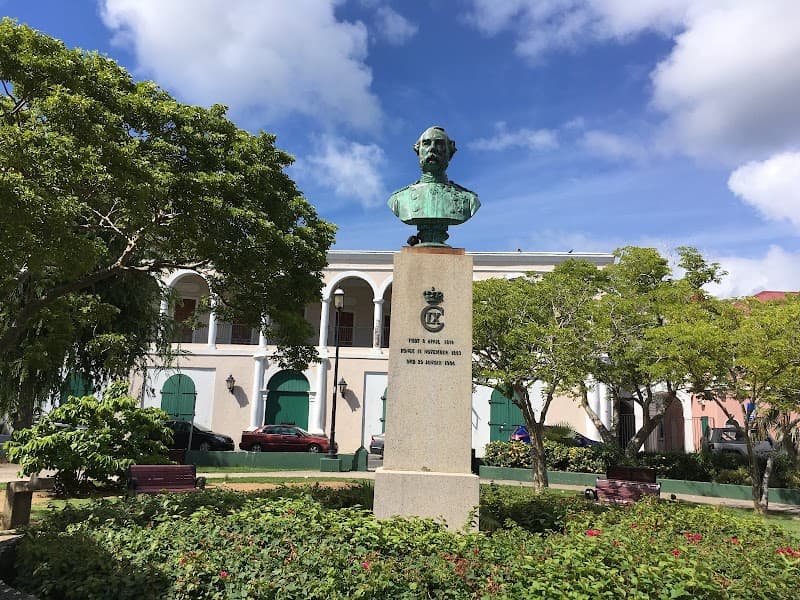 Emancipation Garden & Fort Christian Exterior