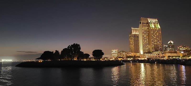 Embarcadero Harborfront Walk