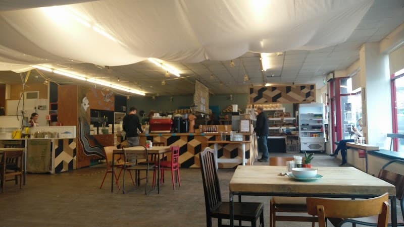 Final Day Brunch at Noa Bakehouse (Vegetarian Focus)