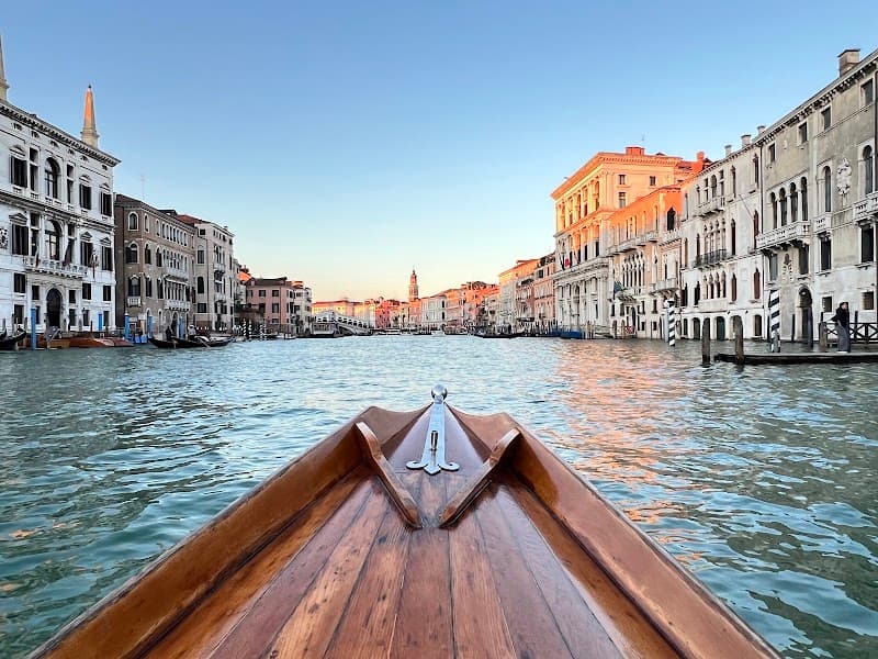 Fondamenta della Misericordia Bacari Row