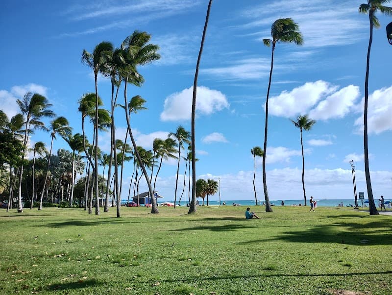Fort DeRussy Beach Park Stroll & Swim