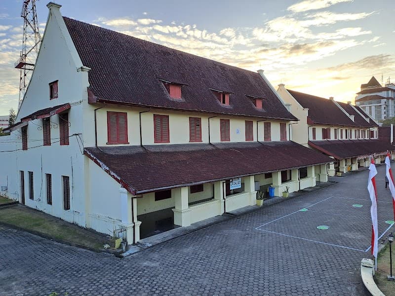 La Galigo Museum (inside Fort Rotterdam)