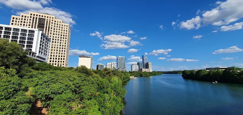 Free Explore: Lady Bird Lake Trail Segment