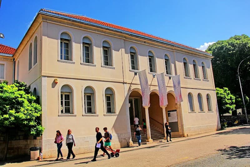Galerija Umjetnina (Museum of Fine Art Split)