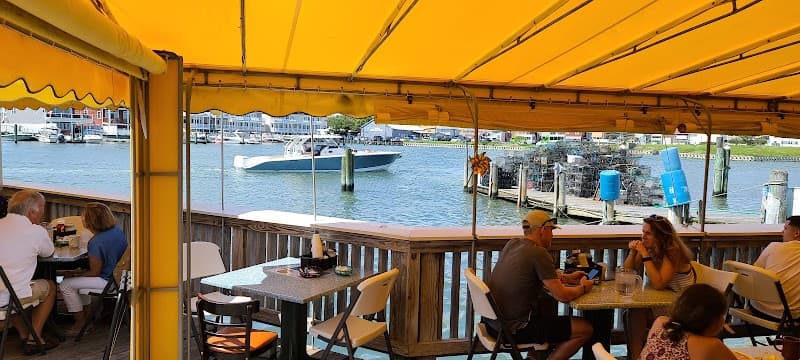 Gilchrist Restaurant (Gardner’s Basin location)