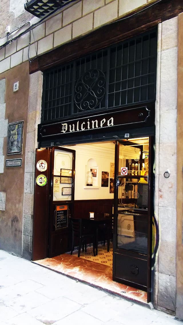 Romantic Barcelona: Art, Wine & Nightlights (Days 2–3)