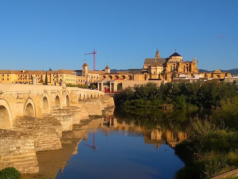 Guadalquivir Riverfront & Roman Bridge (Puente Romano)