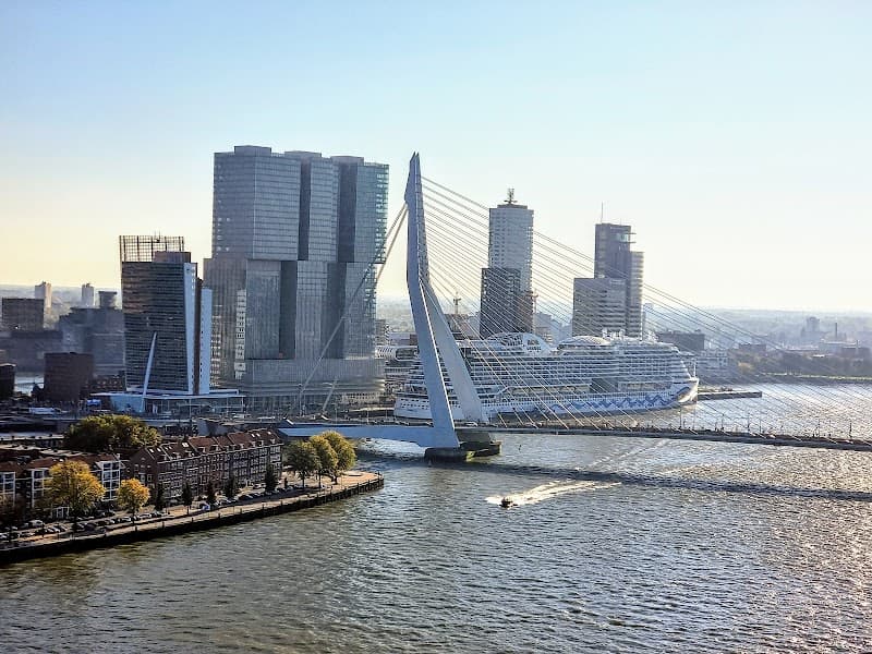 Harbor Walk at Kop van Zuid