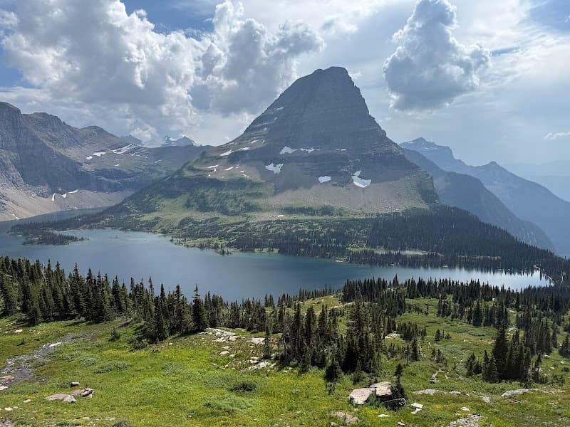 Hidden Lake Overlook Trail
