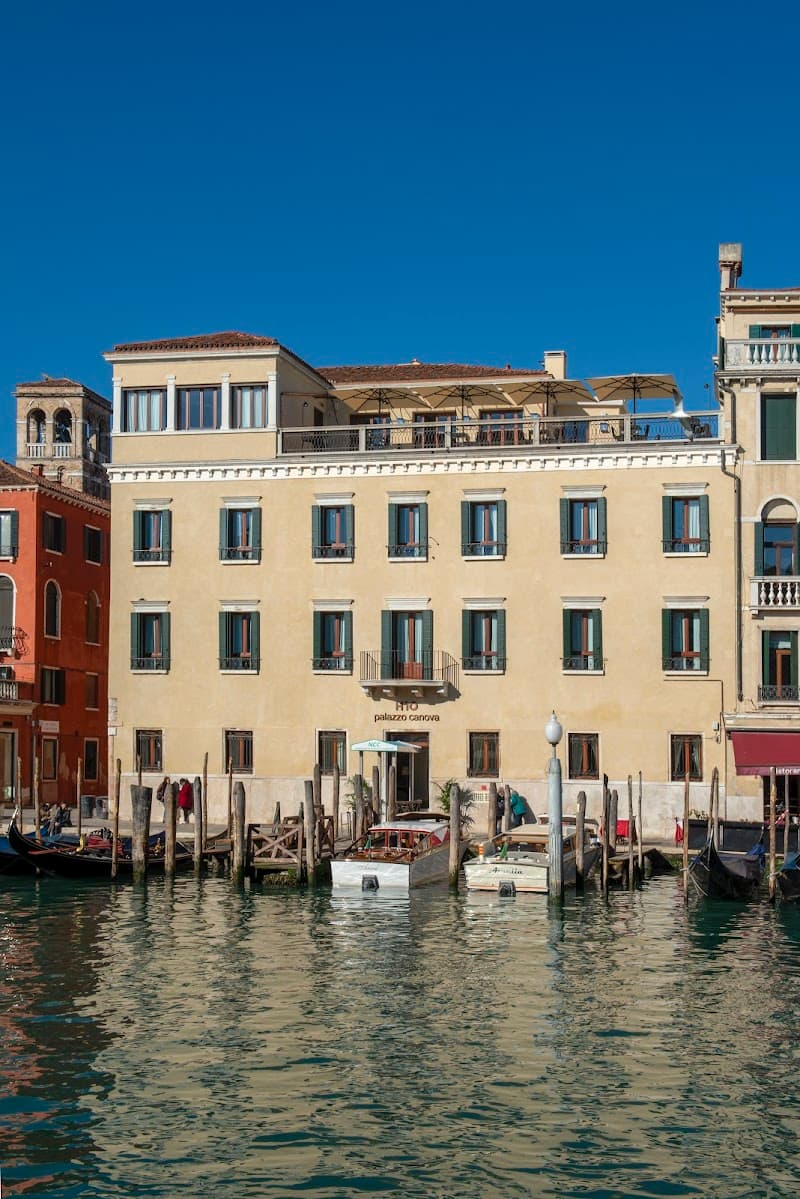 Hotel H10 Palazzo Canova