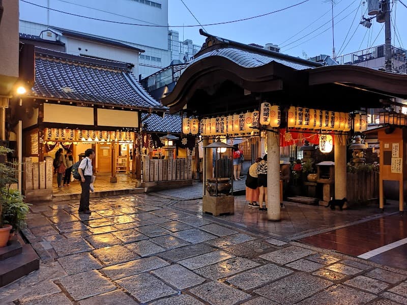 Hozenji Yokocho Alley & Hozenji Temple