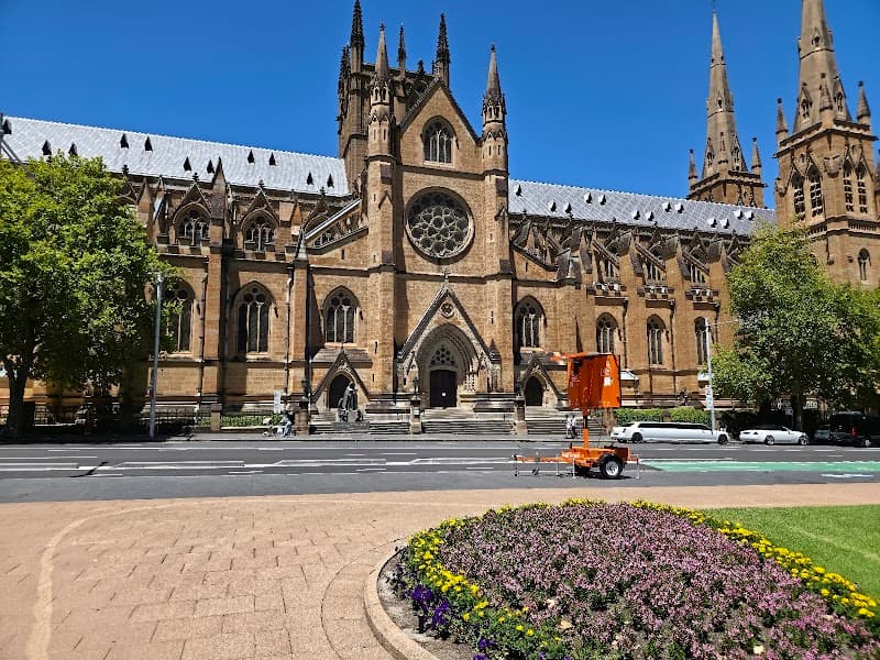Hyde Park & St Mary’s Cathedral Exterior