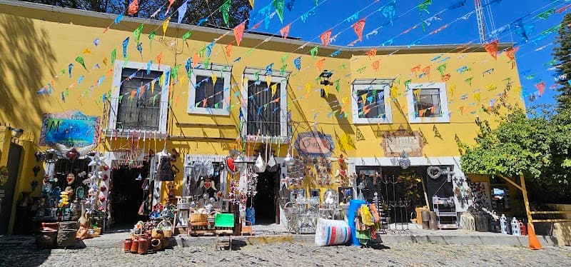Ignacio Ramírez Market & Artisan Stalls