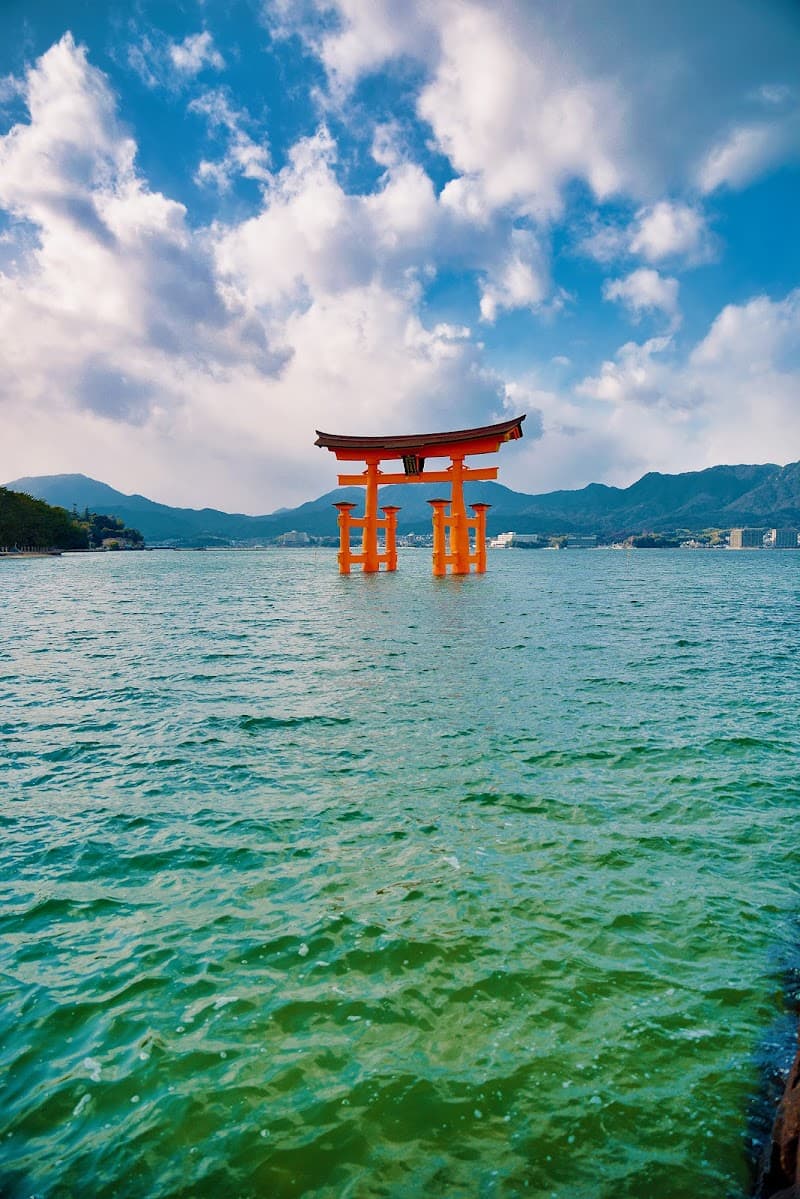 Itsukushima Shrine & Floating Torii Gate