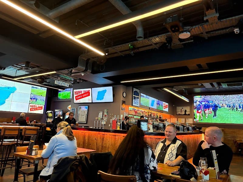 Jaks Bar & Smokehouse (Halal-Friendly Grills)