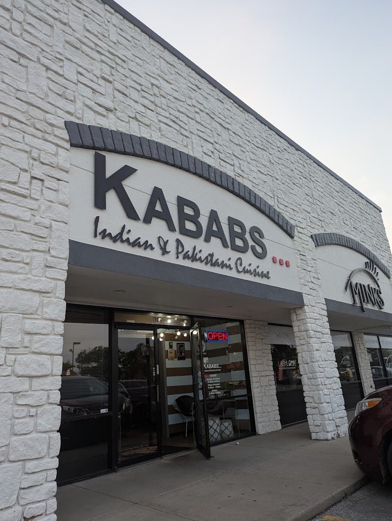 Wild Hearts in Wichita: A Lush, Relaxed Weekend for Two