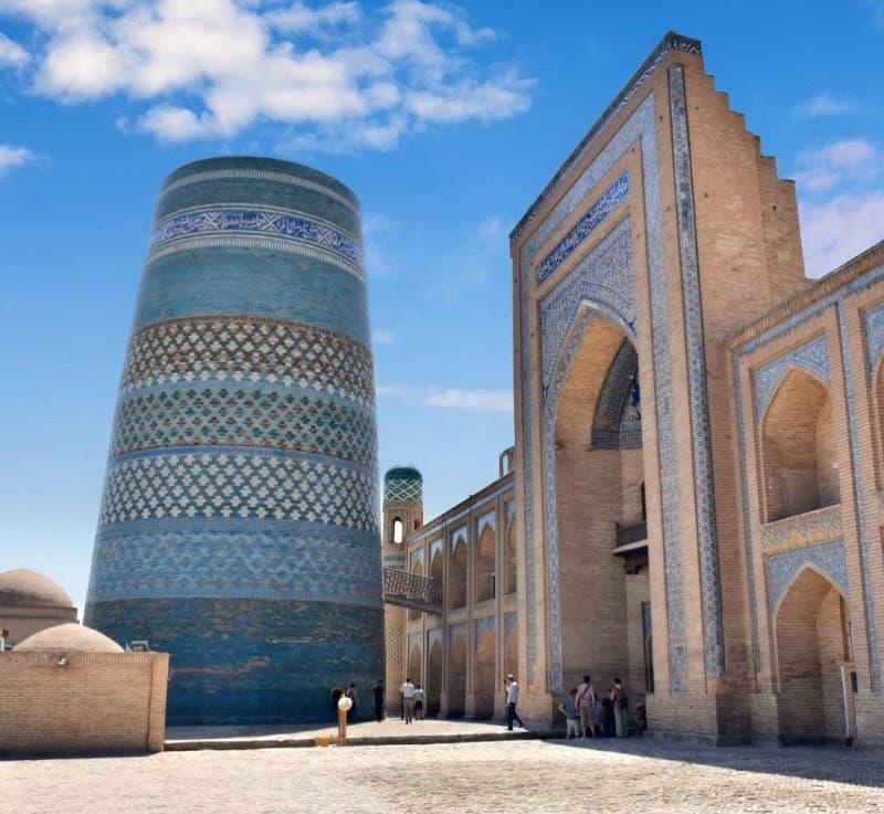 Kalta Minor and Islam Khodja Complex