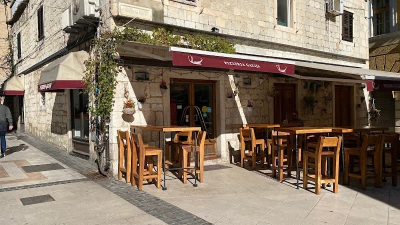 Konoba Pizzeria Galija