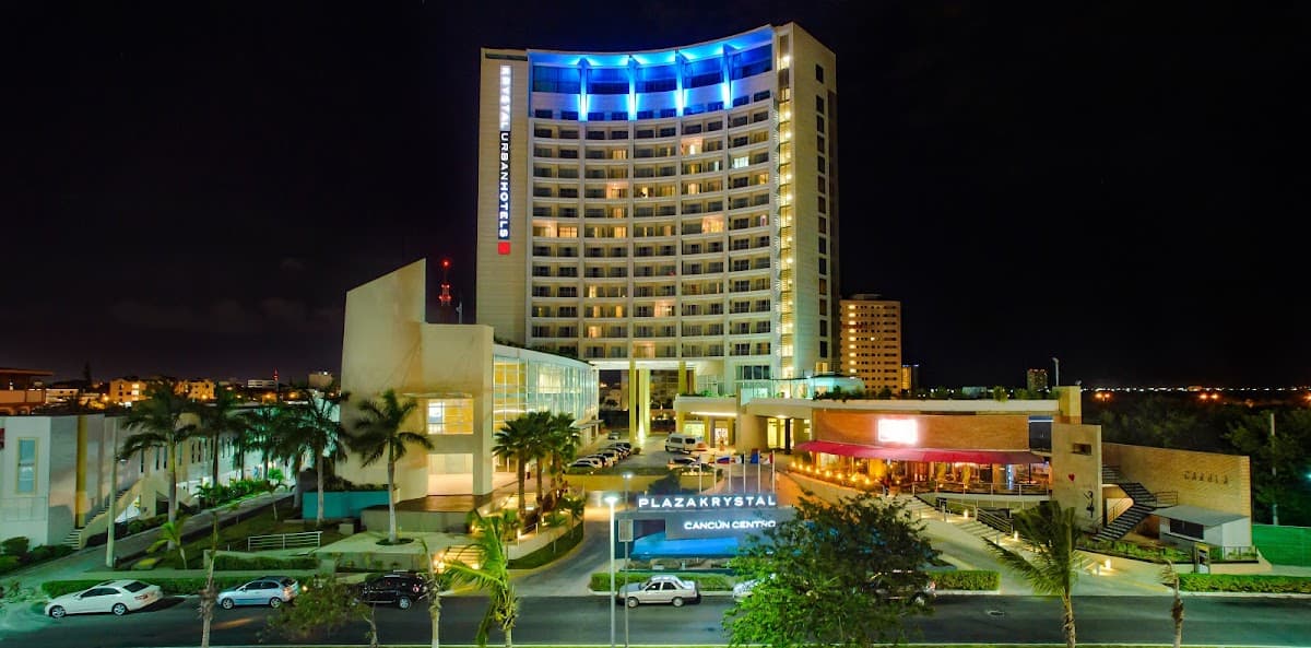 Krystal Urban Cancún
