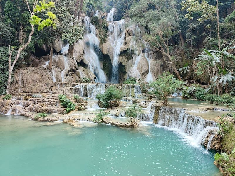 Kuang Si Waterfalls & Pools